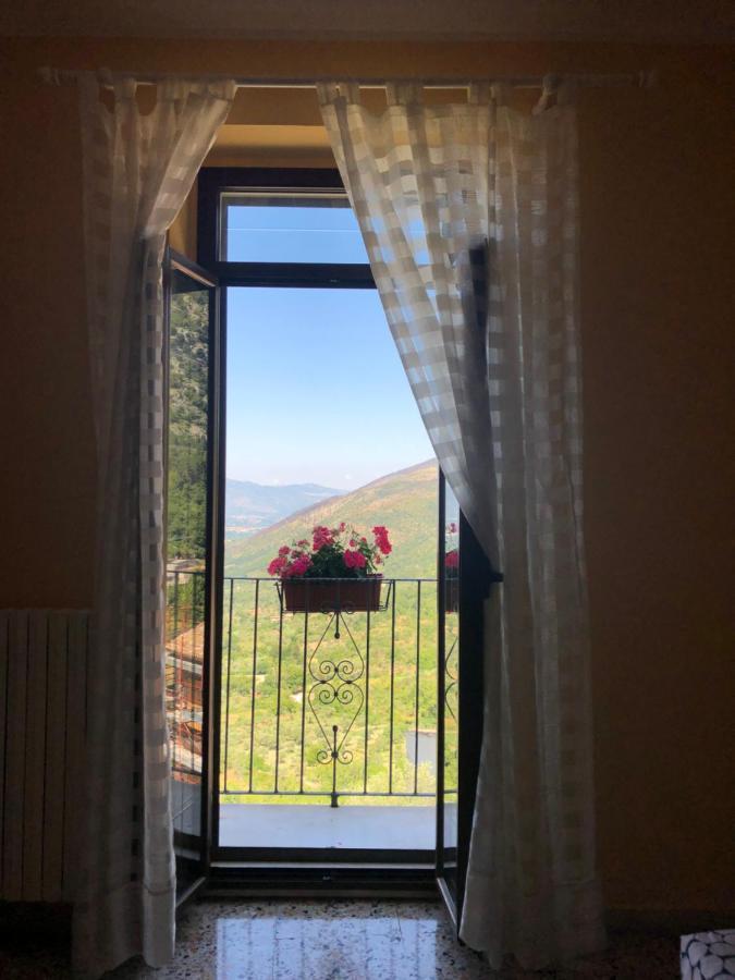 L'Incanto Di Maja Pacentro Bagian luar foto