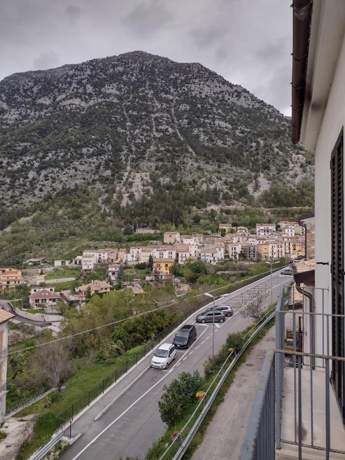 L'Incanto Di Maja Pacentro Bagian luar foto